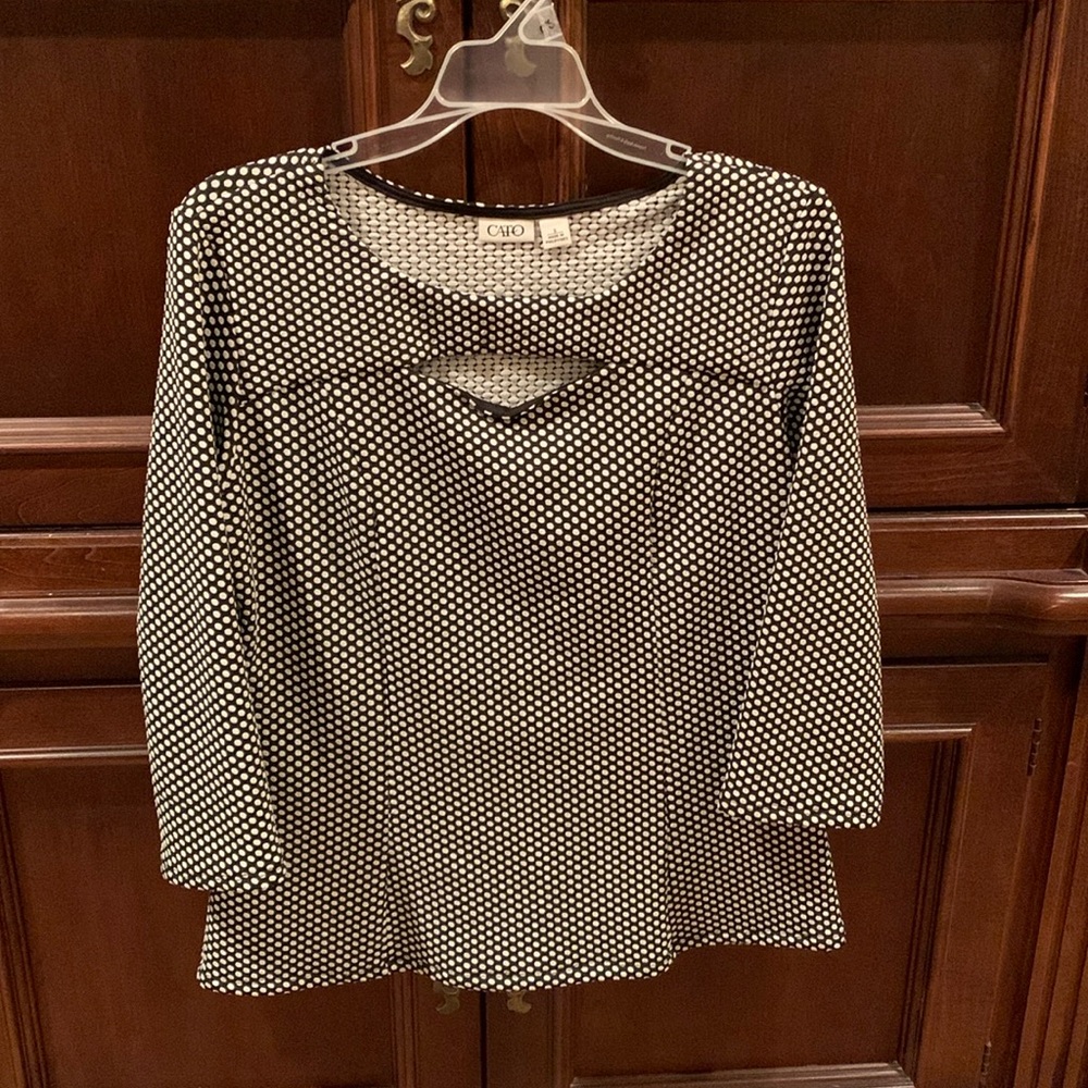 Knot polka dot pull-on to